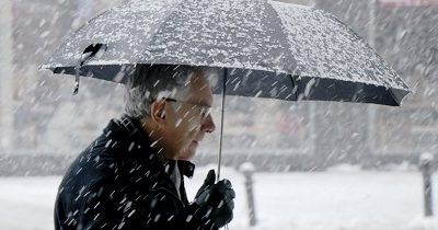 How to stay safe in winter: tips for older people